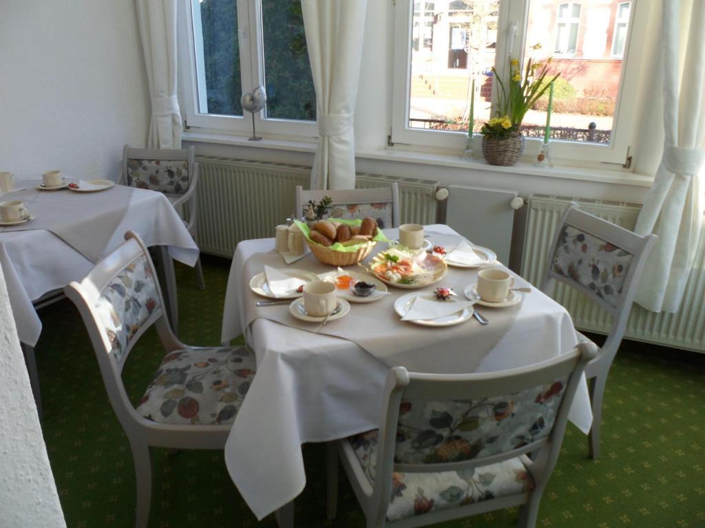 Hotel Schloonsee Garni Seebad Bansin Экстерьер фото