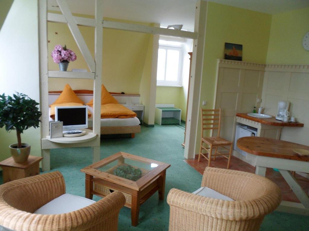 Hotel Schloonsee Garni Seebad Bansin Номер фото
